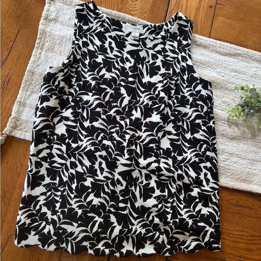 J.Crew Monochrome Leaf Print Sleeveless Blouse